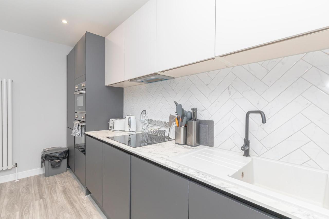 Flash Sales Offer - Any Week Day No Minimum Night Restrictions Brighton City Centre Seafront 1 Bedroom Flat Bn133Duk02 ภายนอก รูปภาพ