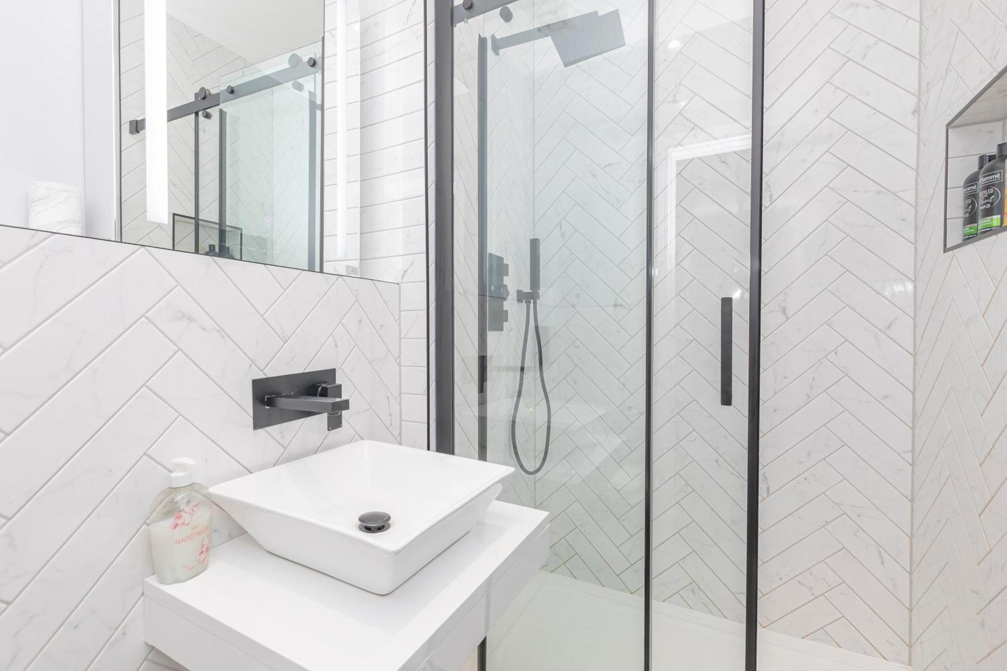 Flash Sales Offer - Any Week Day No Minimum Night Restrictions Brighton City Centre Seafront 1 Bedroom Flat Bn133Duk02 ภายนอก รูปภาพ